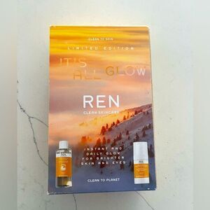 NWT REN clean to skin
